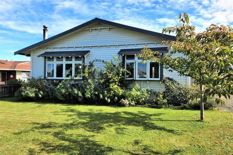 Photo of property in 35 Mclean Street, Woodville, 4920