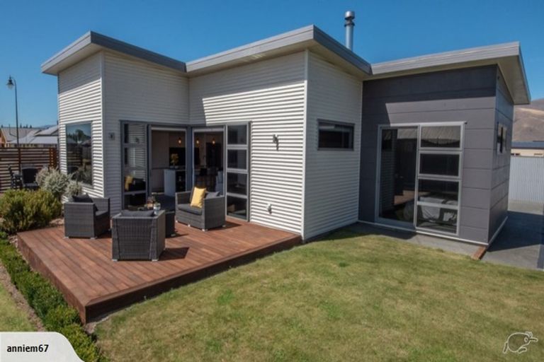 Photo of property in 12 Grandvue Drive, Twizel, 7901