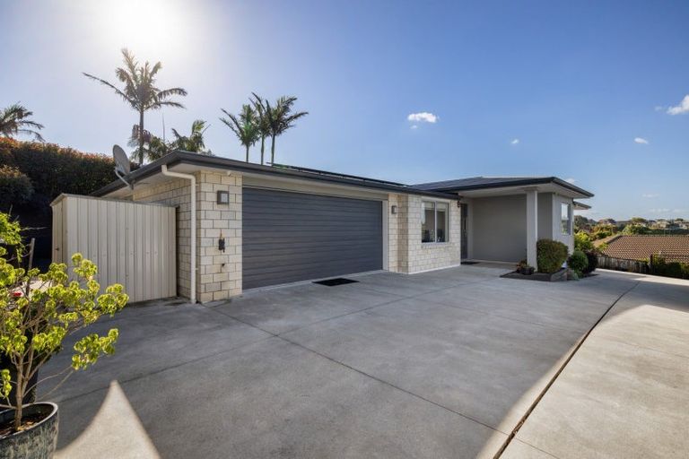 Photo of property in 12 Fleur Place, Te Puke, 3119
