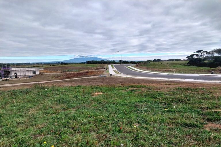 Photo of property in 15 Harakeke Place, Hawera, 4610