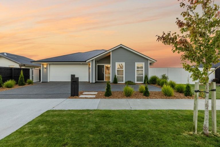 Photo of property in 38 Mcquillan Avenue, Woodend, 7610