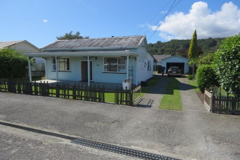 Photo of property in 111 Buller Road, Reefton, 7830