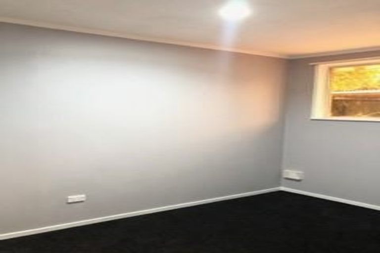 Photo of property in 1/81 Seabrook Avenue, New Lynn, Auckland, 0600