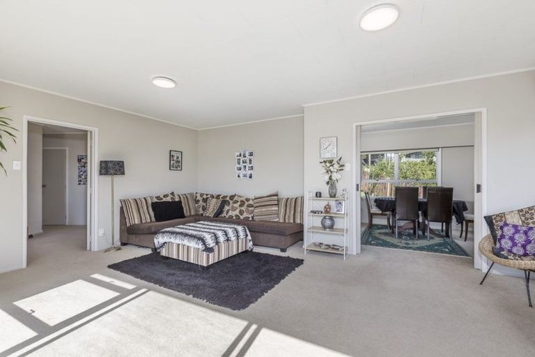 Photo of property in 24 Walton Road, Paraparaumu Beach, Paraparaumu, 5032