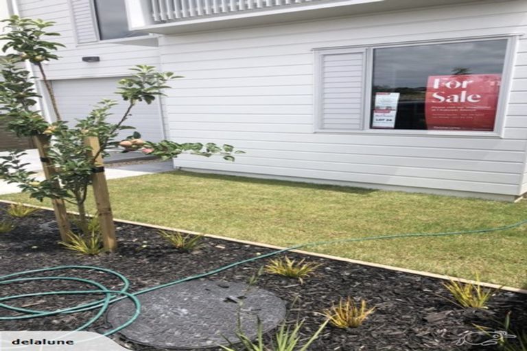 Photo of property in 40 Owen Chapman Drive, Red Beach, 0932