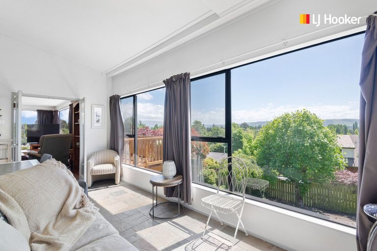 Photo of property in 19 Braeside, Kinmont Park, Mosgiel, 9024