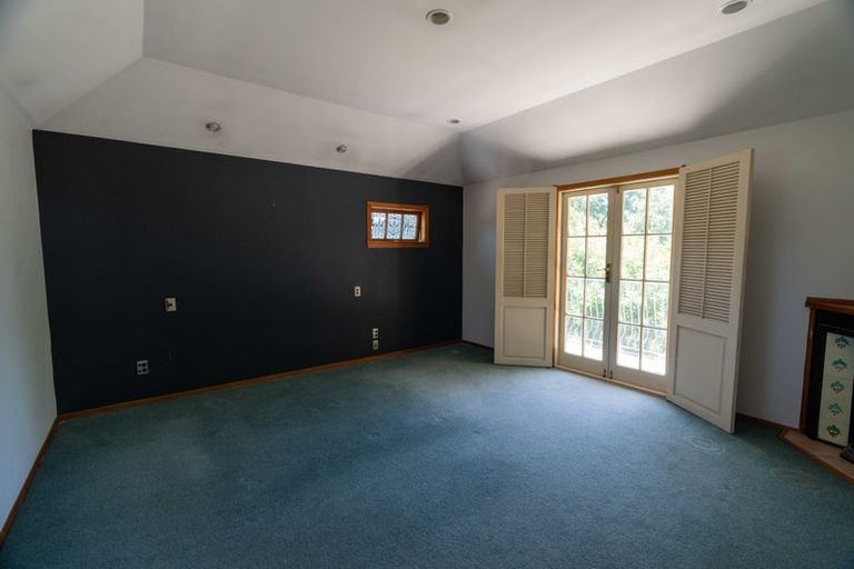 Photo of property in 65 Havelock Road, Havelock North, 4130