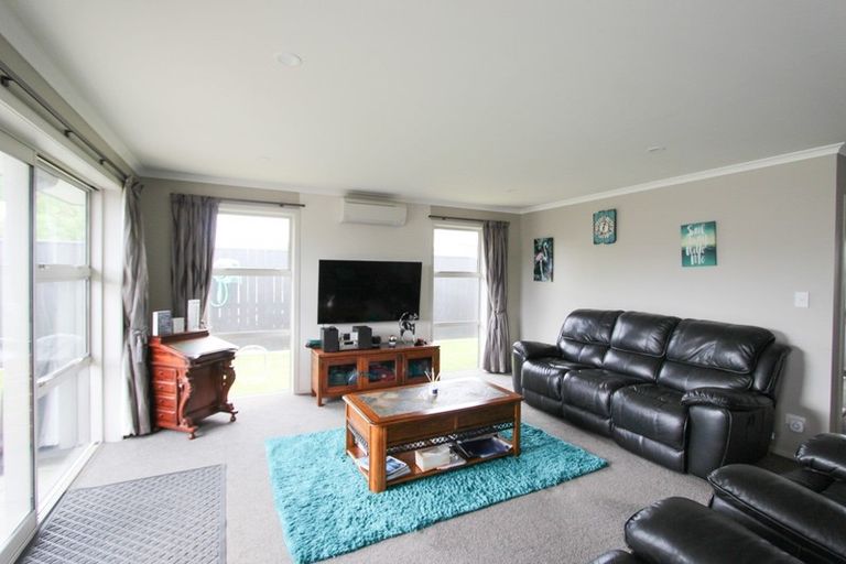 Photo of property in 1 Brigidine Place, Pahiatua, 4910