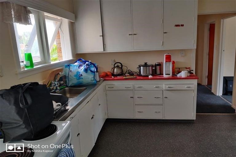 Photo of property in 2/3 Sutton Crescent, Papatoetoe, Auckland, 2025