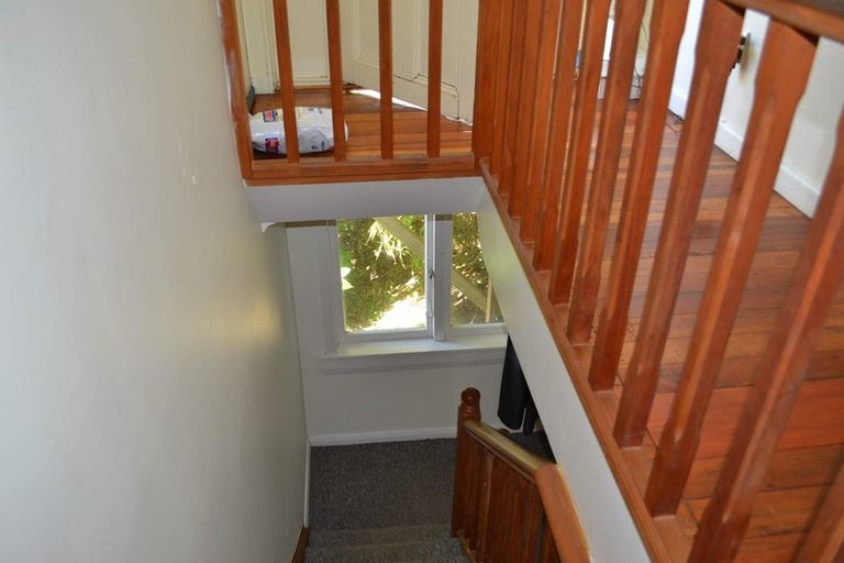 Photo of property in 37 Raroa Road, Kelburn, Wellington, 6012