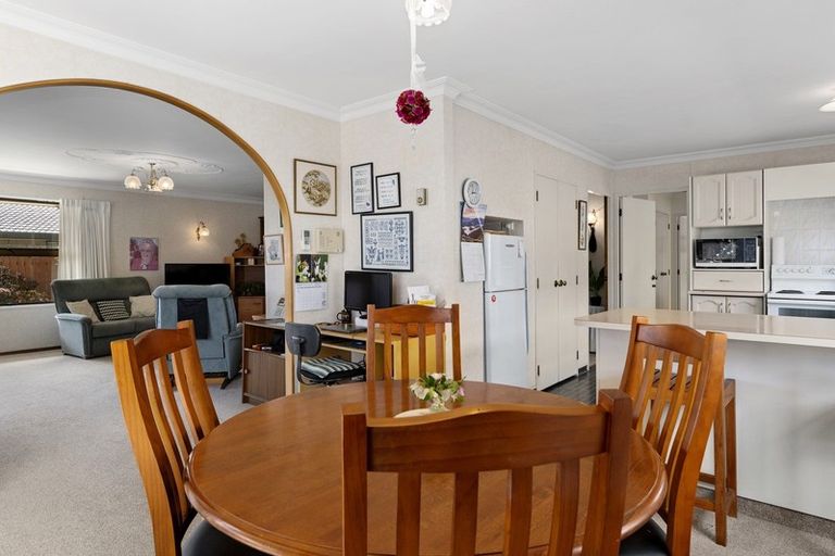 Photo of property in 81a Sixth Avenue, Tauranga, 3110