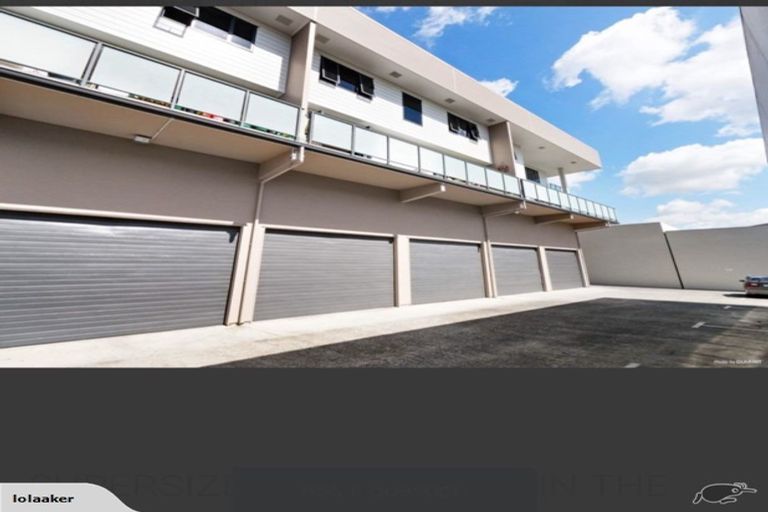 Photo of property in 2/9 Freeman Way, Manukau, Auckland, 2104