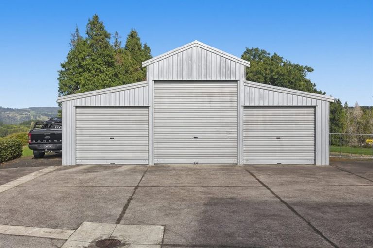 Photo of property in 1a Ngapeke Road, Welcome Bay, Tauranga, 3175