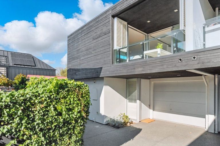 Photo of property in 4/184 Peterborough Street, Christchurch Central, Christchurch, 8013