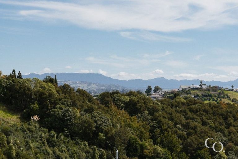 Photo of property in 42 Te Auhi Way, Welcome Bay, Tauranga, 3112