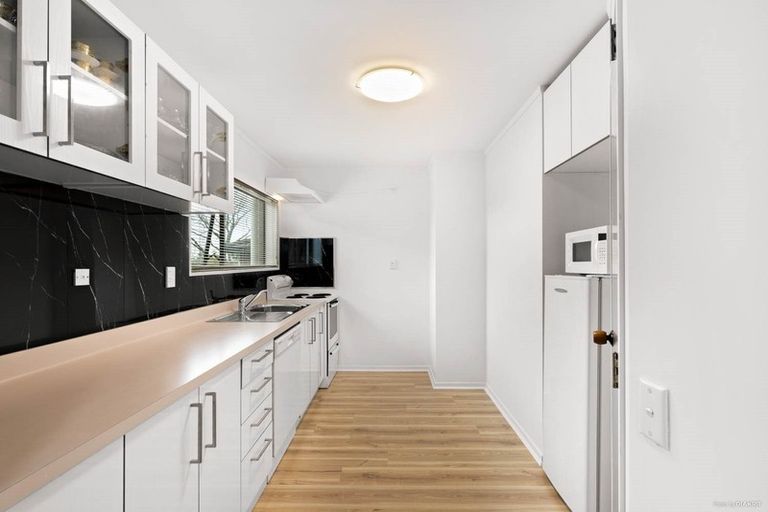 Photo of property in 3/35 Claude Road, Hillpark, Auckland, 2102