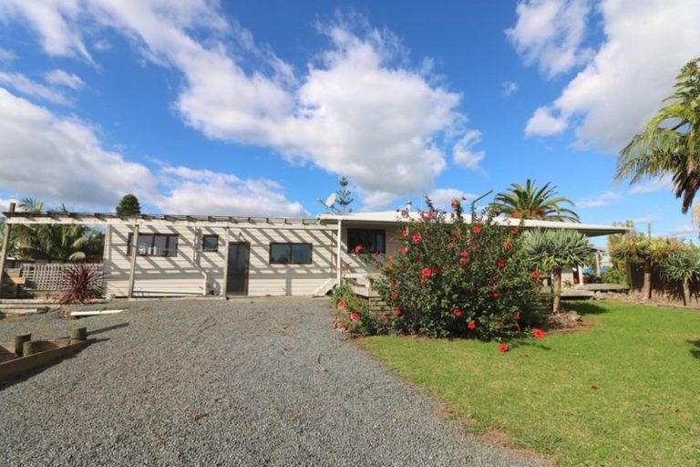 Photo of property in 14 State Highway 10, Awanui, 0486
