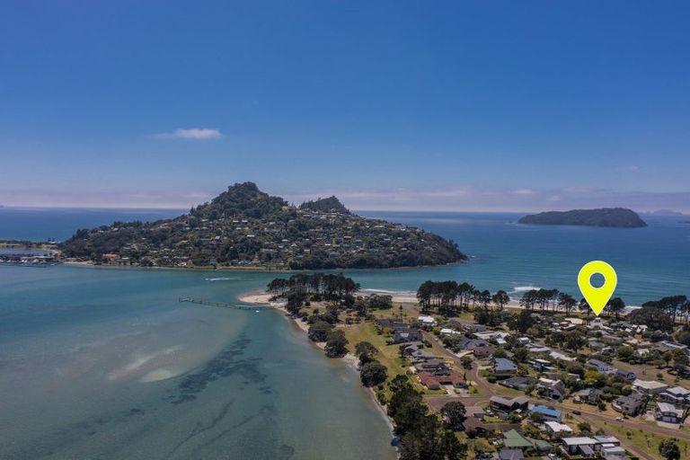 Photo of property in 8 Courtney Close, Pauanui, Hikuai, 3579