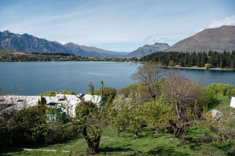 Photo of property in 139 Frankton Road, Queenstown, 9300
