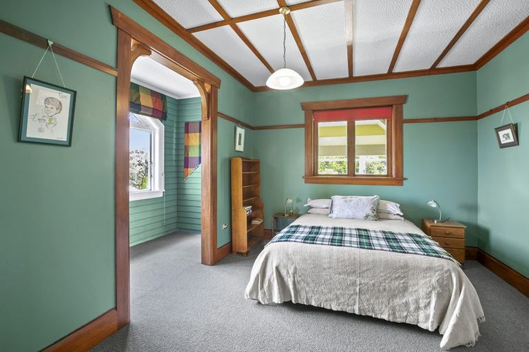 Photo of property in 33 Cameron Street, New Plymouth, 4310