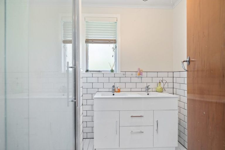 Photo of property in 12 Glendale Road, Woodhill, Whangarei, 0110