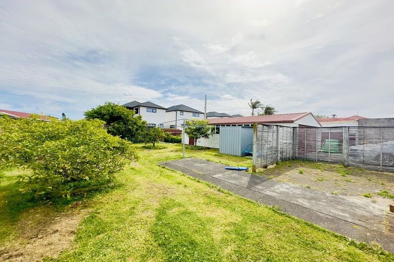 Photo of property in 64 Motatau Road, Papatoetoe, Auckland, 2025