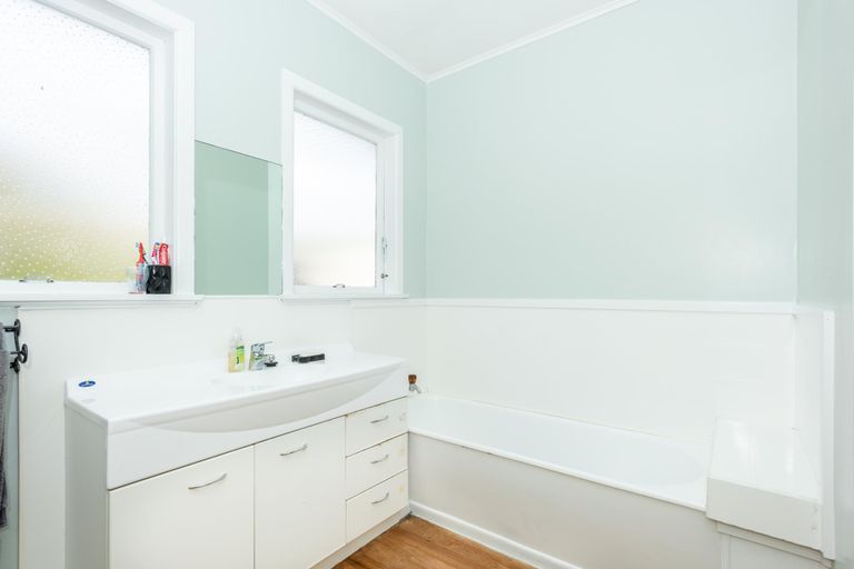 Photo of property in 11 Cobham Place, Te Hapara, Gisborne, 4010