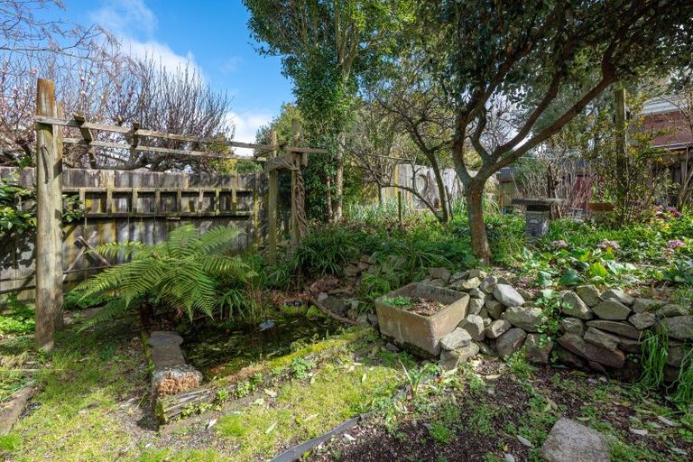 Photo of property in 35 Tamatea Road, Taupo, 3330
