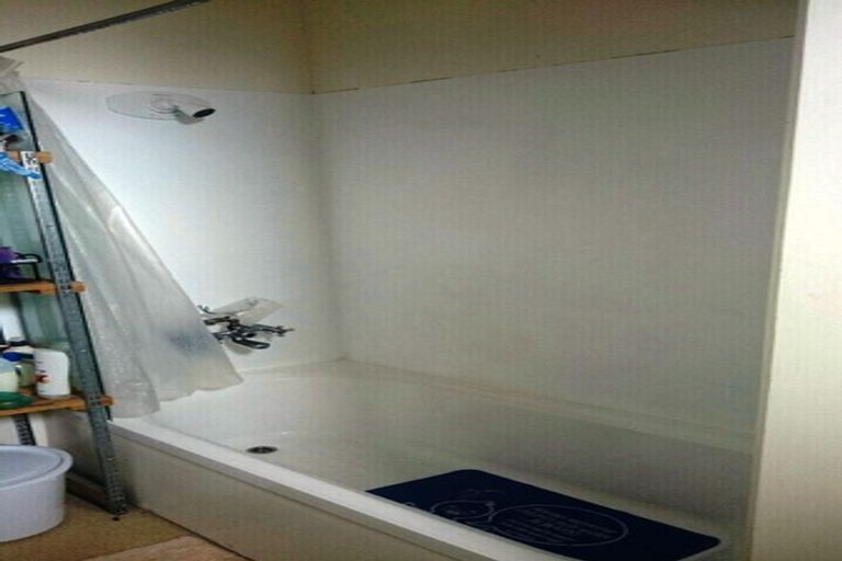 Photo of property in 1/46 Swaffield Road, Papatoetoe, Auckland, 2025