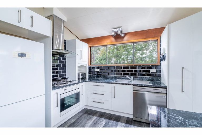 Photo of property in 21 Lewis Street, Gore, 9710