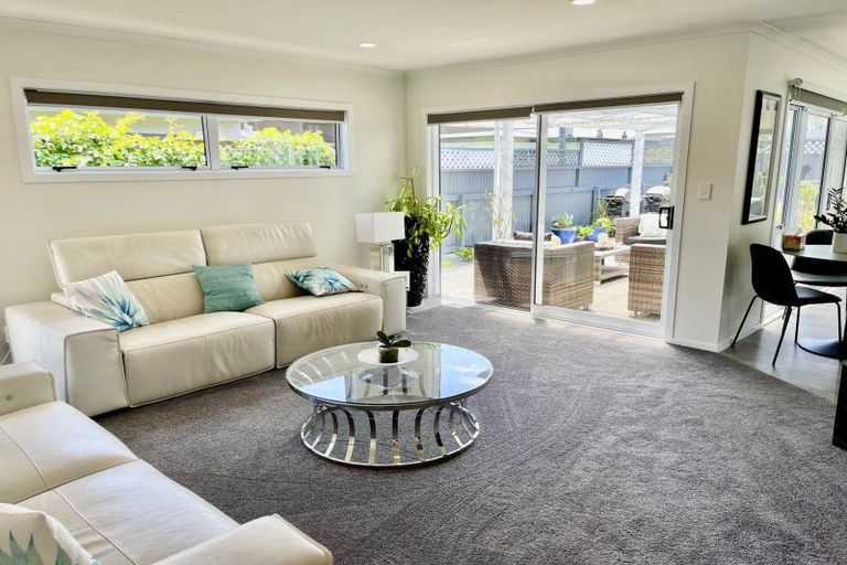 Photo of property in 34a Auckland Road, Greenmeadows, Napier, 4112