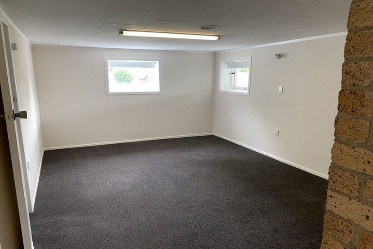 Photo of property in 35 Hinton Avenue, Forest Lake, Hamilton, 3200