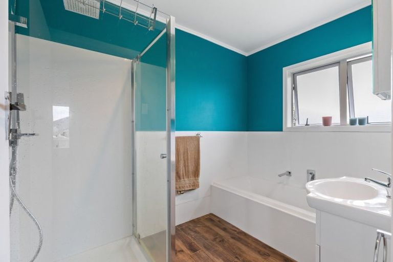 Photo of property in 22 Neal Street, Putaruru, 3411