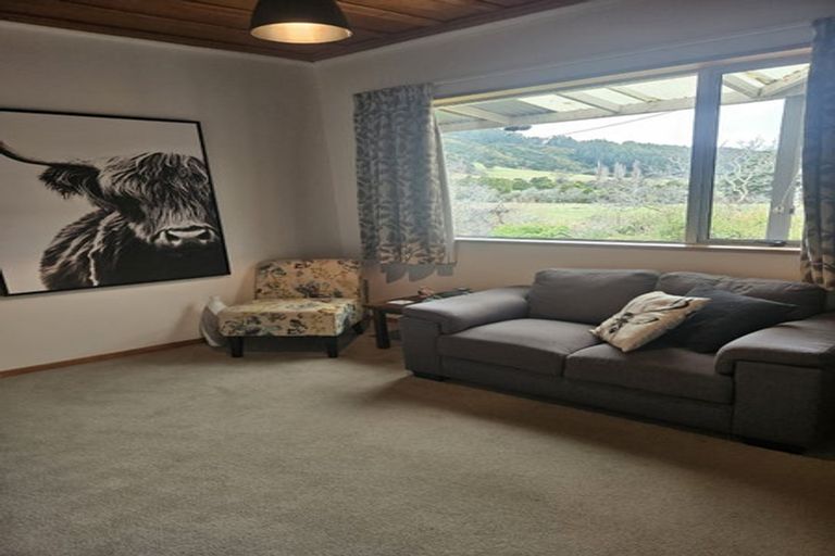 Photo of property in 42 Helvellyn Street, Woodside, Outram, 9073