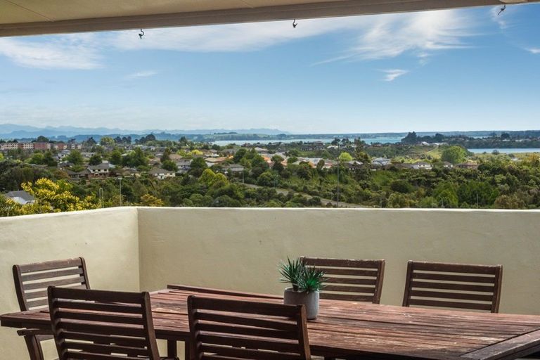 Photo of property in 185 Cambridge Road, Bethlehem, Tauranga, 3110