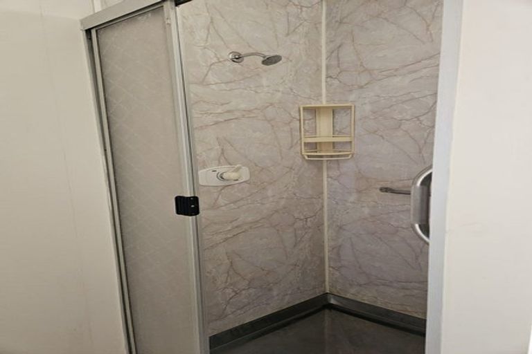 Photo of property in 1/92 Avenue Road, West End, Timaru, 7910