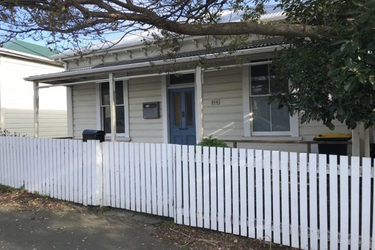 Photo of property in 214 Adelaide Road, Newtown, Wellington, 6021