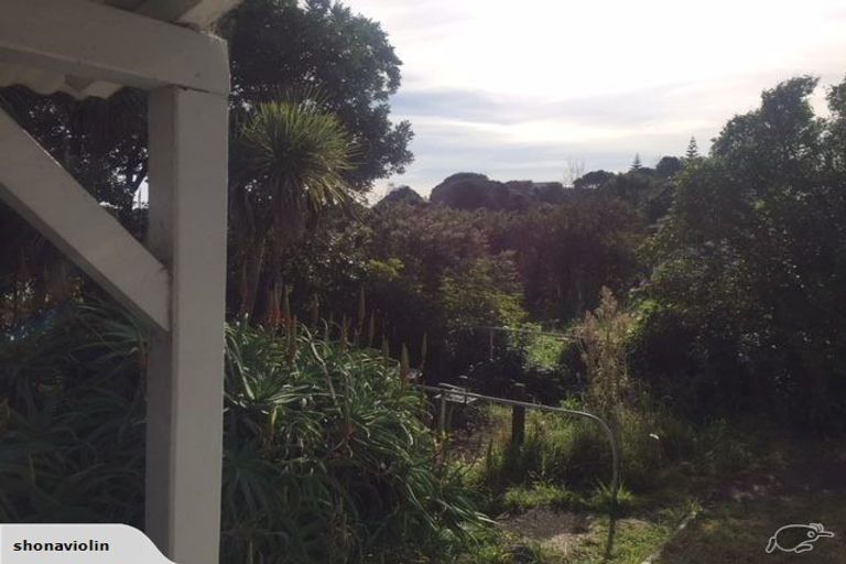 Photo of property in 11 Ames Street, Paekakariki, 5034