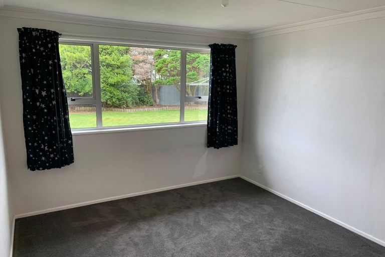 Photo of property in 10 Burns Street, Kew, Invercargill, 9812