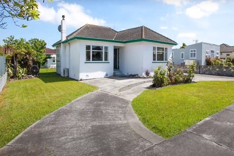 Photo of property in 9 Rata Street, Roslyn, Palmerston North, 4414