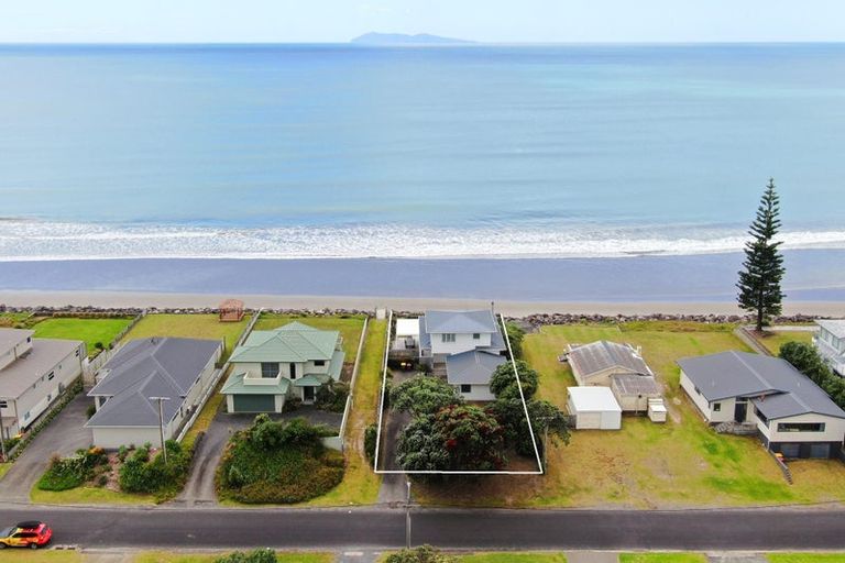 Photo of property in 79 Shaw Road, Waihi Beach, 3611