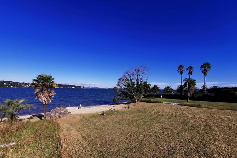 Photo of property in 25 Gunn Way, Hobsonville, Auckland, 0616