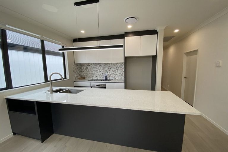 Photo of property in 24b Horokaka Street, Massey, Auckland, 0614