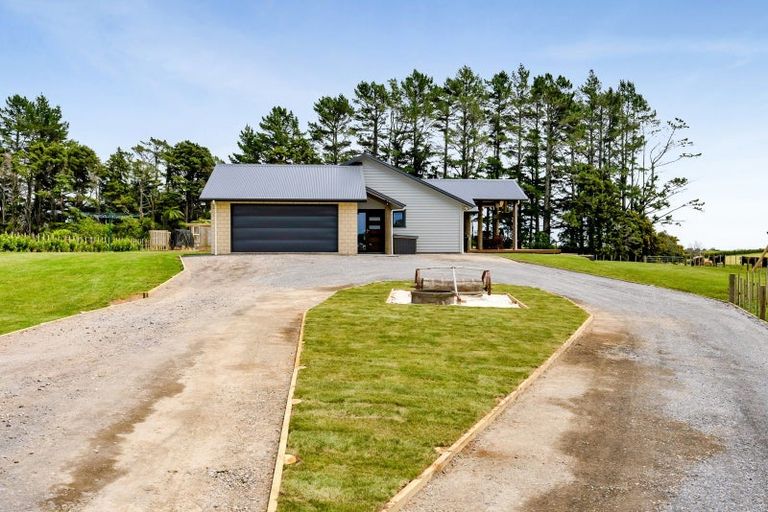 Photo of property in 1270 Mangorei Road, Mangorei, New Plymouth, 4371