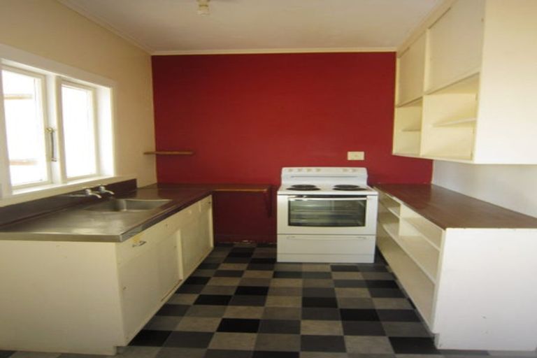 Photo of property in 13 Havelock Street, Mornington, Wellington, 6021