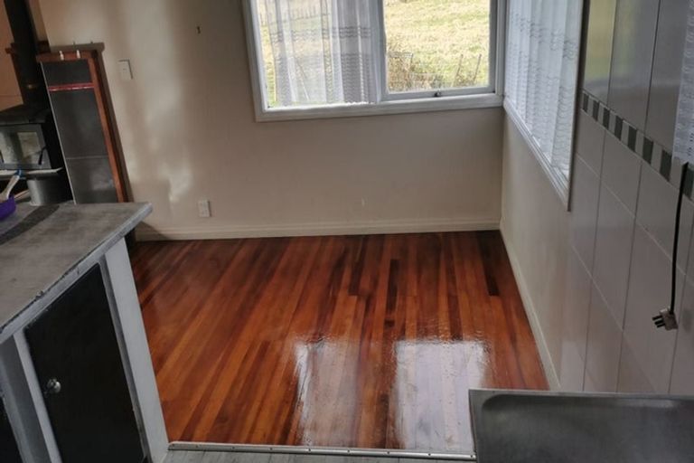 Photo of property in 98a Matua Road, Huapai, Kumeu, 0810