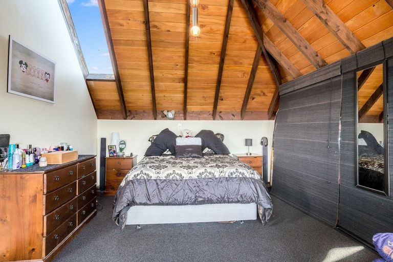 Photo of property in 8 Moray Place, Papakowhai, Porirua, 5024