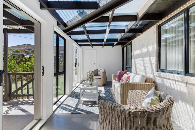 Photo of property in 8 Lowburn Place, Clover Park, Auckland, 2019