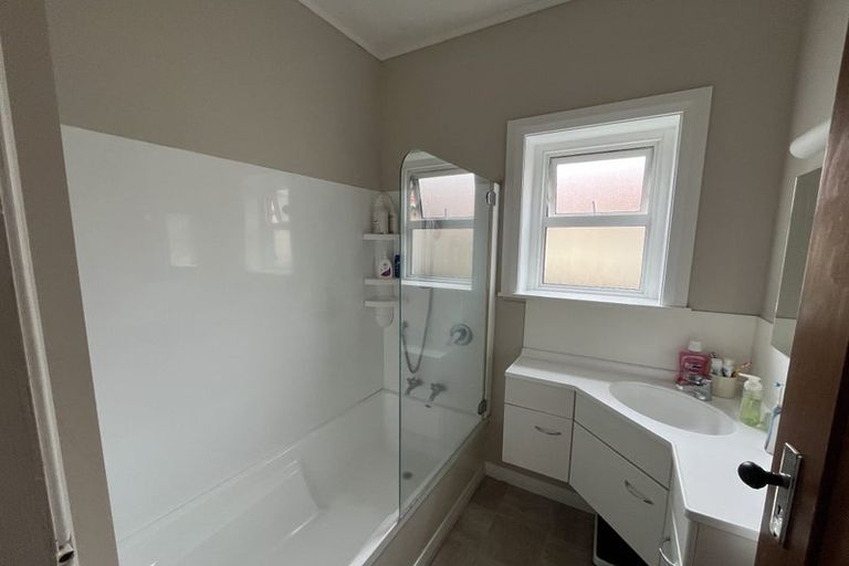 Photo of property in 23 Bell Road, Waiwhetu, Lower Hutt, 5010