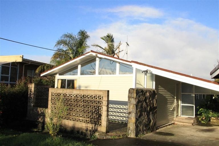 Photo of property in 30 Killarney Avenue, Torbay, Auckland, 0630